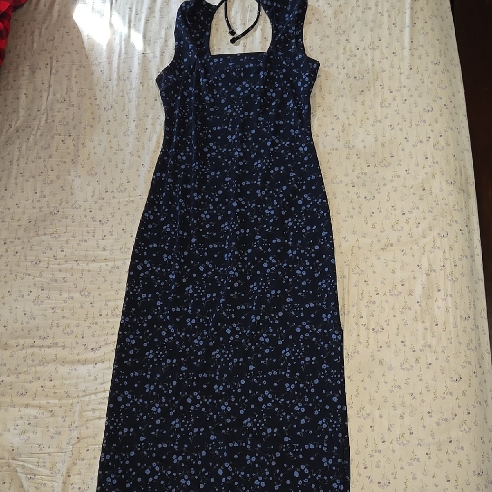 Elegant Blue Floral Dress